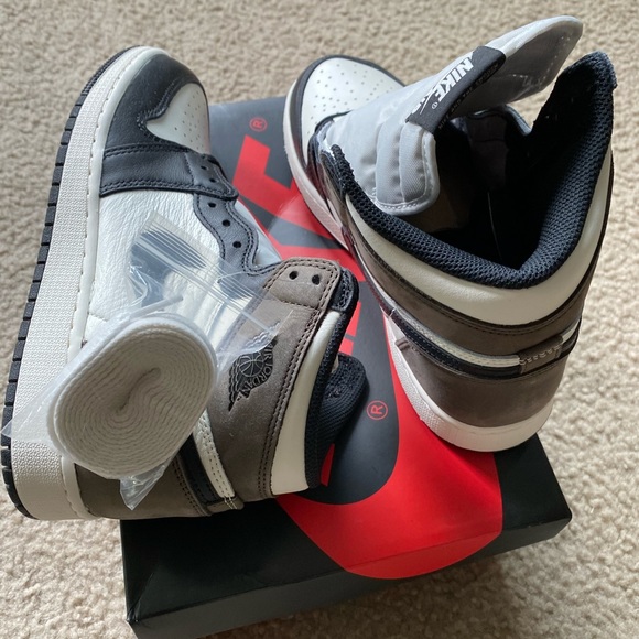 Air Jordan Retro 1 High Size 6Y New - Picture 2 of 11